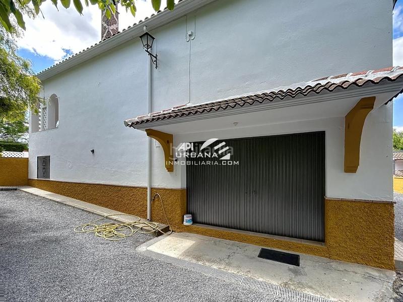 Foto 1f6389ad-841f-49b3-bb8e-06b6843d9c89. Casa amb piscina a Las Vegas - Campoaras Lucena