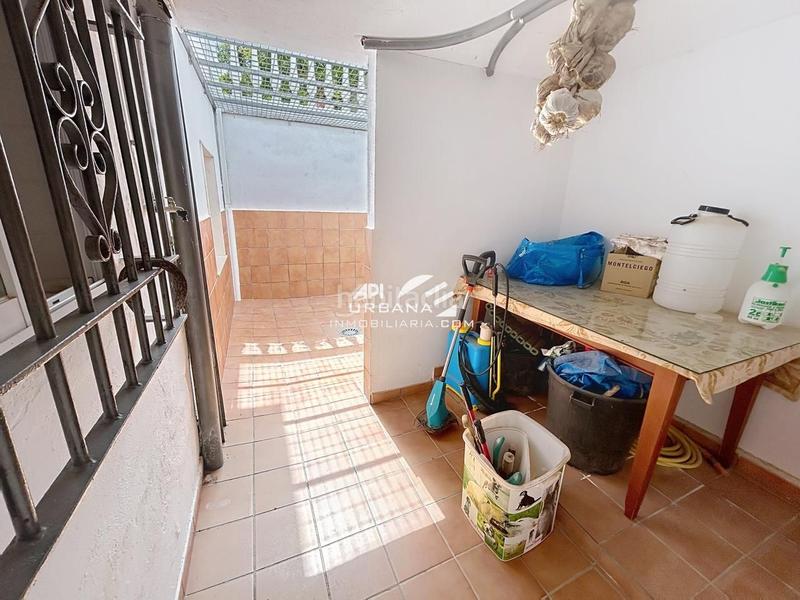 Foto 4576f03d-045b-49fb-8109-f136f72f9767. Casa amb piscina a Las Vegas - Campoaras Lucena