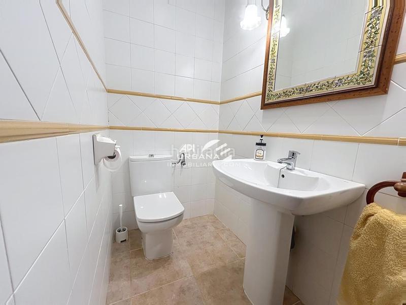 Foto be8ca924-9cd8-4139-953d-92098a4f17f4. Casa amb piscina a Las Vegas - Campoaras Lucena