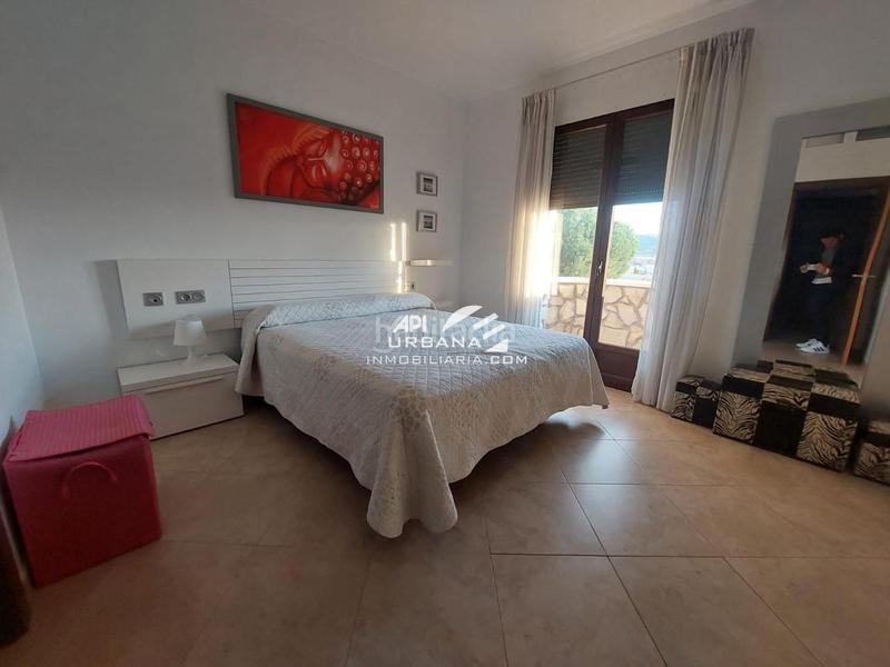 Foto bceeb00d-544b-412f-9951-364f2f95142e. Maison avec piscine dans San Francisco Lucena