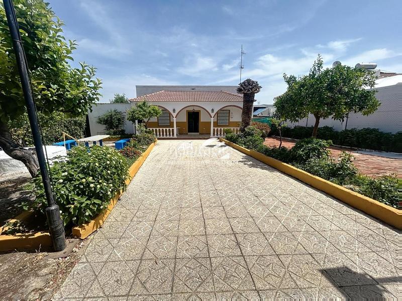 Foto 24ae2814-cbd7-4612-b3c8-b8eb28030d10. Haus mit pool in Jauja Lucena