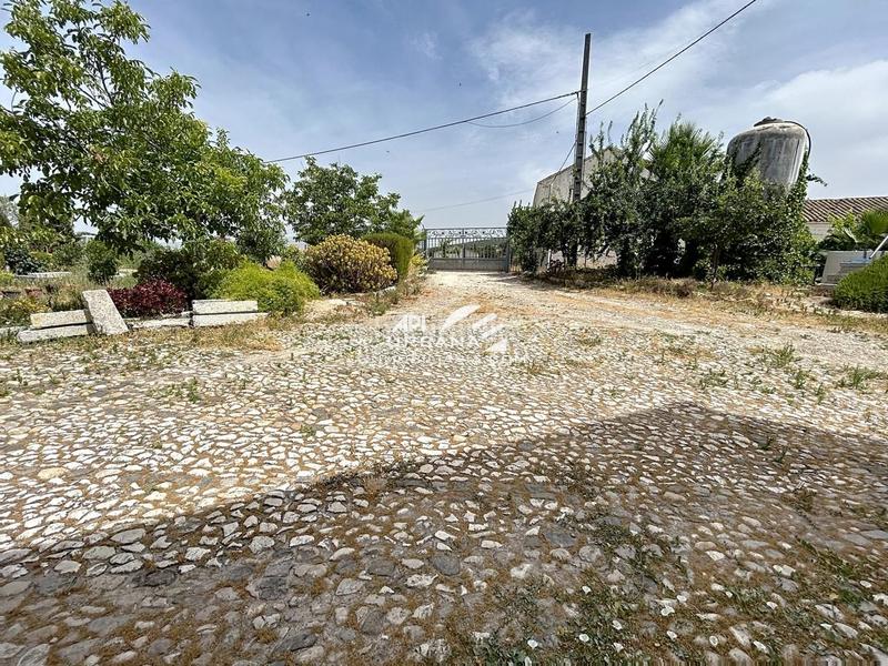 Foto e313b91b-f5b8-4270-905a-9efad8dbccfe. Casa amb piscina a Navas del Selpillar Lucena