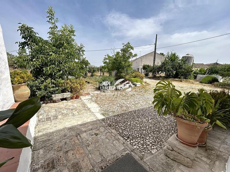 Foto ffb43a0c-7494-4c14-8920-e1f838440ae6. Casa amb piscina a Navas del Selpillar Lucena