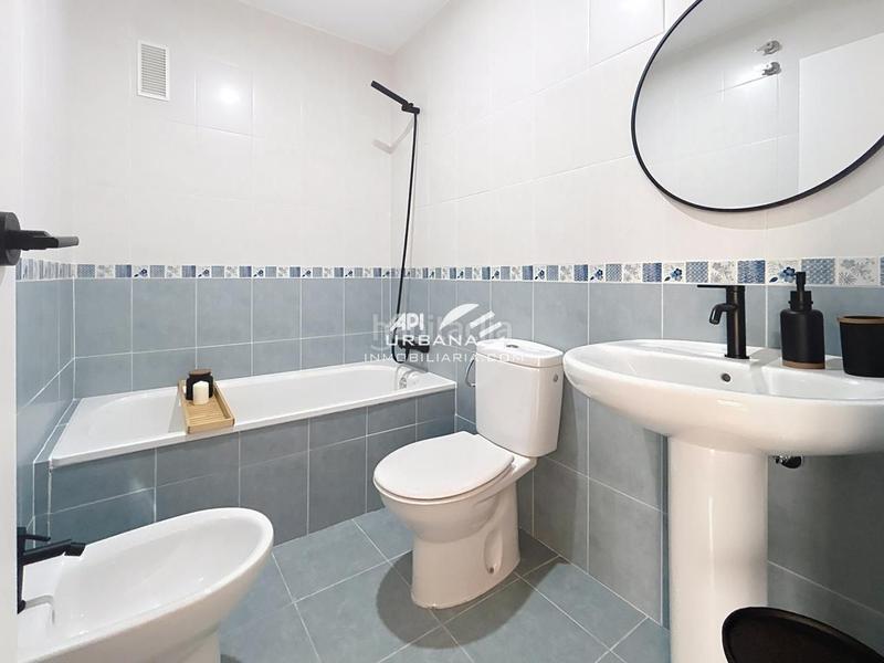 Foto 2a97b17a-3b83-40ba-9dea-9c73f229c641. Etagenwohnung mit parking in El Valle Lucena