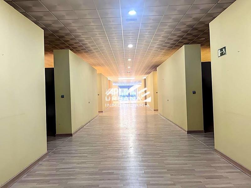 Foto ee8c13b3-3ea4-4fed-bc5e-e1cdd603cef2. Industrial building in Las Vegas - Campoaras Lucena