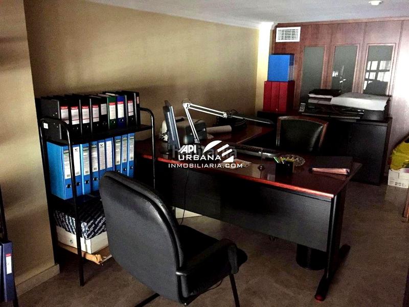 Foto 7b177dff-0b9b-4454-84a0-7175546b1205. Business premise in Centro Lucena