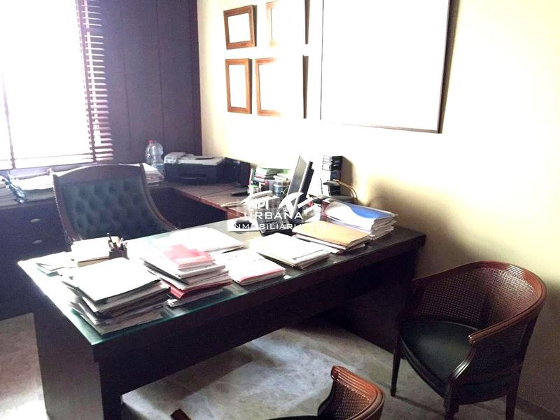 Foto 9329e6a0-cc30-403c-a734-029f714ca021. Business premise in Centro Lucena