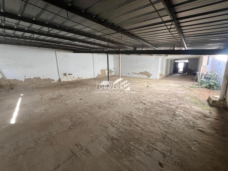 Foto 013a5db9-0ee4-4fa9-84e6-3d6edc9ee504. Local comercial en El Carmen - La Barrera Lucena