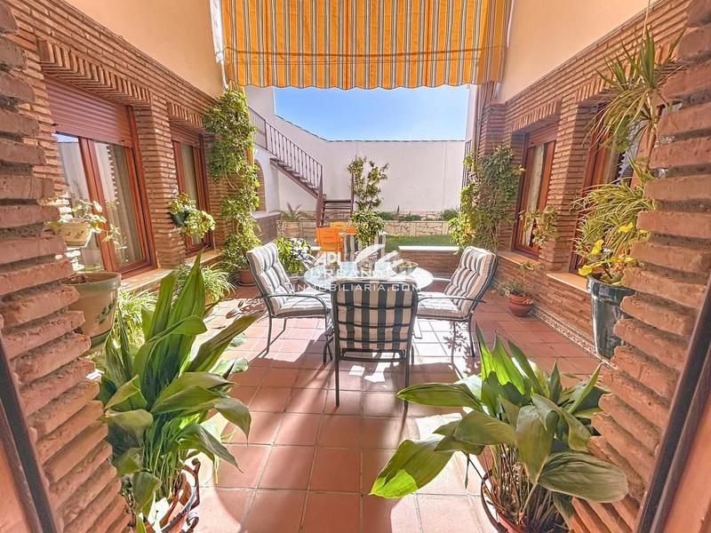 Foto 0dfa1032-f5b0-4421-acda-9df370070fce. Casa in Poleares Lucena