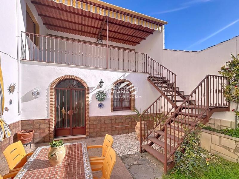 Foto a574763c-fb7a-41b3-b57f-0204358e5631. Casa in Poleares Lucena