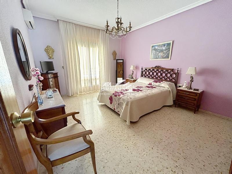 Foto f631cbfd-7678-4473-bf35-ddb989df9b7d. Casa in Poleares Lucena