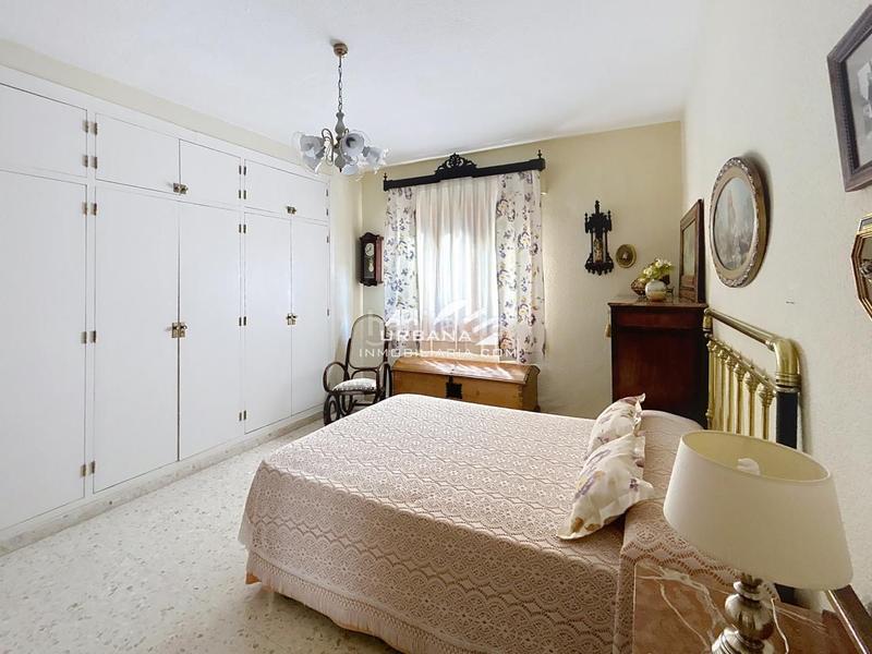 Foto f8b118d5-6c6a-4fb2-87cb-b1e163524300. Casa in Poleares Lucena