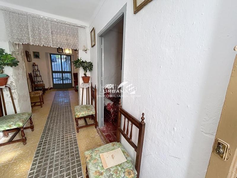 Foto 5d876e78-30fb-4940-902c-b3656b88cea3. Casa a La Calzada Lucena