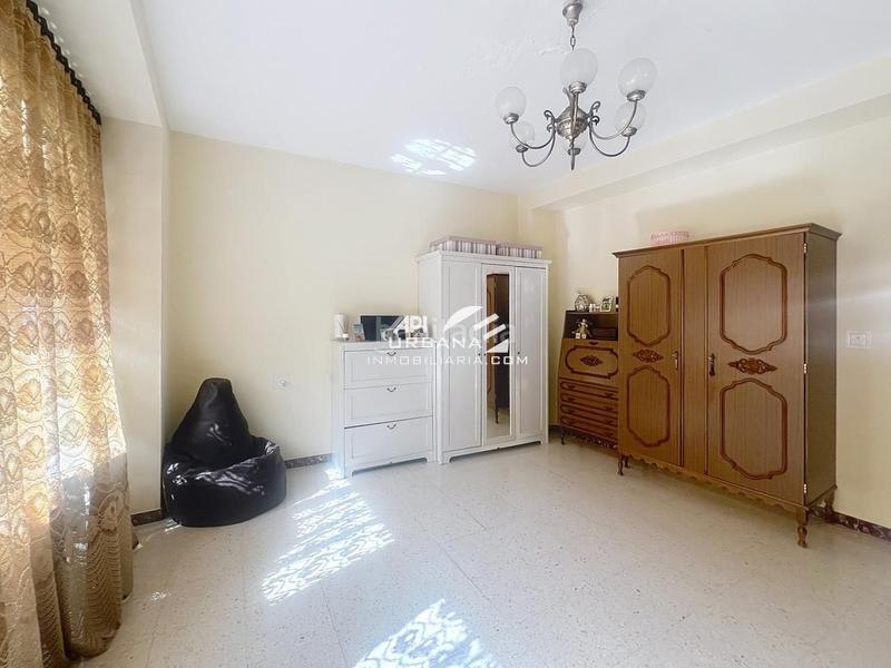Foto f8c45b74-e6b3-4396-9626-64c177bac80d. Maison dans Centro Lucena