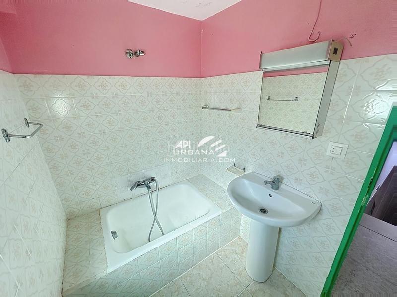 Foto 7913adc9-e865-409e-8aa8-8b87a2454658. Casa en Cabra