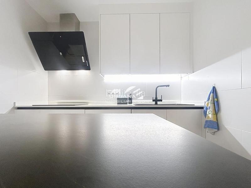 Foto 7e9f2f3c-d933-454c-9e6d-6241c50bb214. Erdgeschoss in San Francisco Lucena