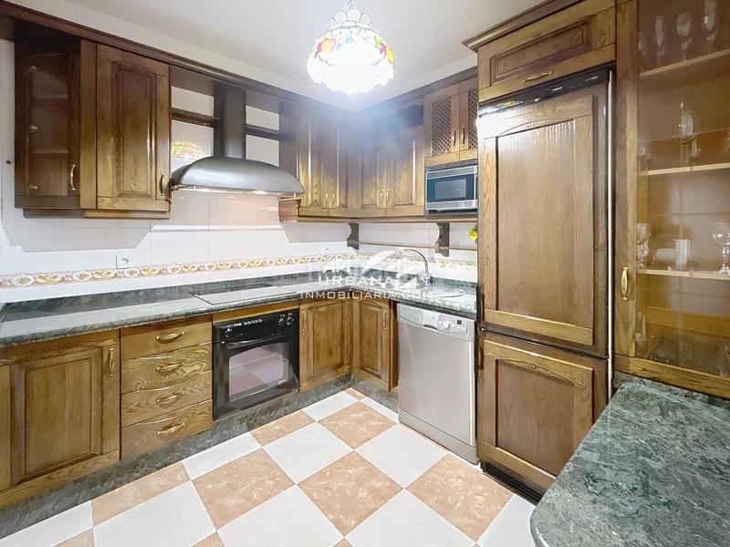 Foto 65de23db-fb19-448e-938b-69f54f2dcaef. Appartamento con parcheggio in San Francisco Lucena