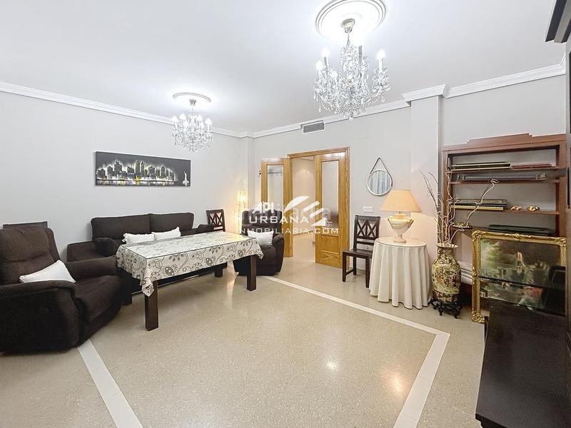 Foto fe9e3a28-b532-4a90-bd6e-61814dde343f. Appartamento con parcheggio in San Francisco Lucena