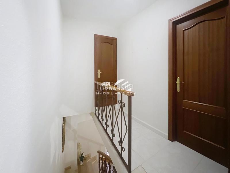 Foto a258f894-5d2f-4b44-95ee-a0f0cc33e794. Casa in El Carmen - La Barrera Lucena