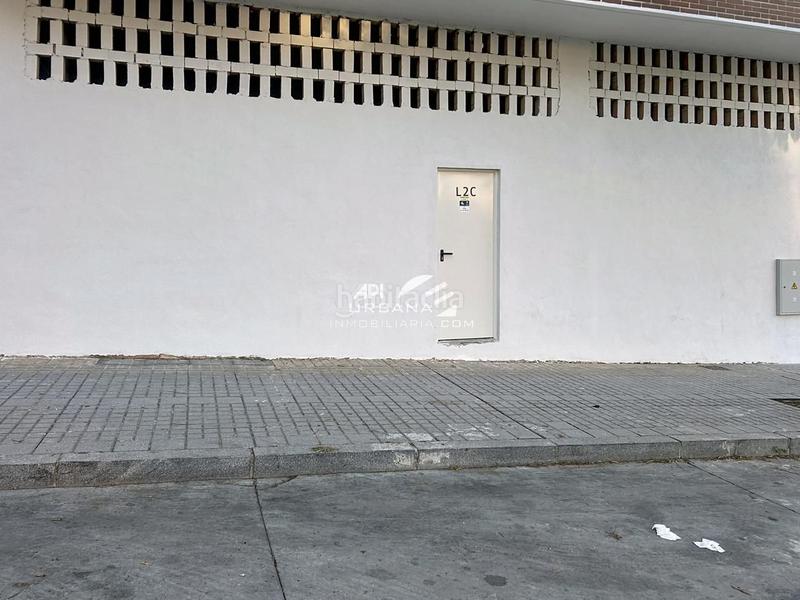 Foto 150e035a-3787-47ed-b065-7b84b5cf28d6. Local comercial en El Valle Lucena