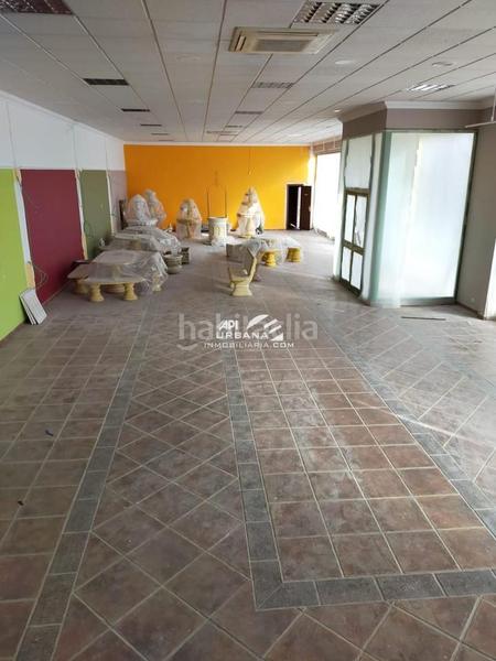 Foto 727654a3-7d1b-4795-b79d-39708a59fe53. Location bâtiment à usage industriel dans El Valle Lucena