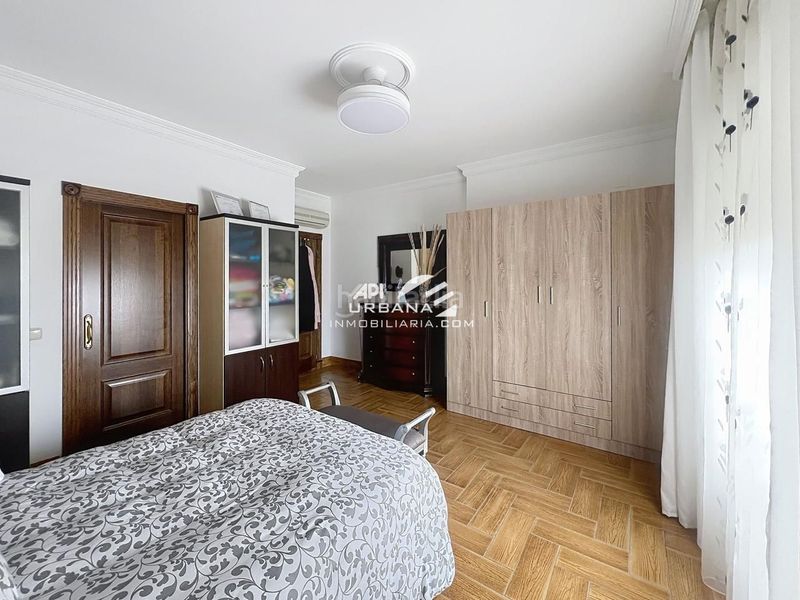 Foto 5a4568f2-7abf-4eb5-9821-a457756e87b4. Casa amb piscina a El Carmen - La Barrera Lucena