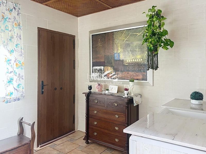 Foto 95effc08-0671-443f-b26c-7ec73aa3c08d. Casa amb piscina a El Carmen - La Barrera Lucena