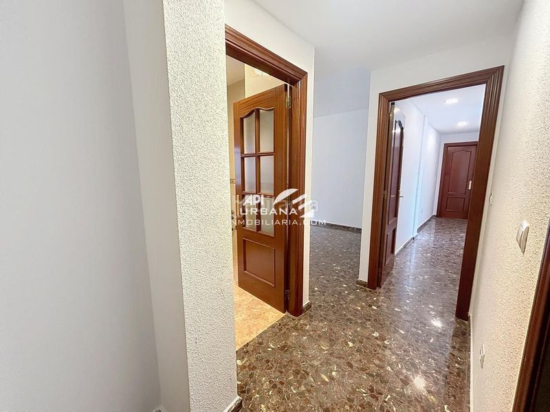 Foto 167c0c01-db77-4268-9d47-4301e67545e8. Planta baixa a Centro Lucena