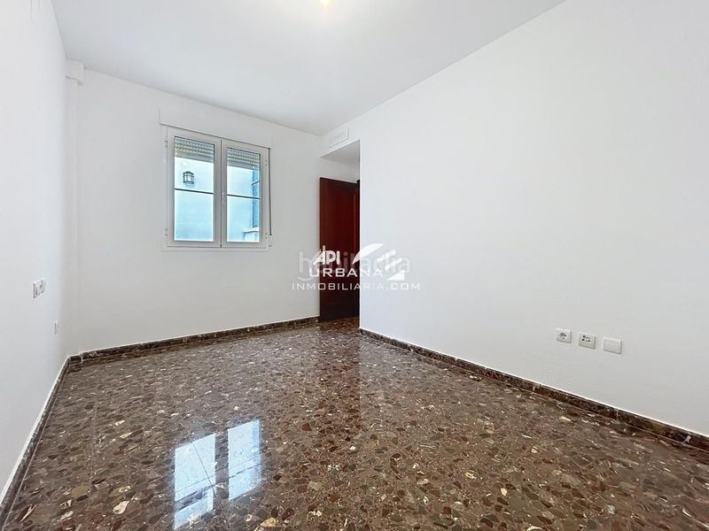 Foto d1e28b81-c518-45ef-a62e-9f6256d41b3a. Planta baixa a Centro Lucena