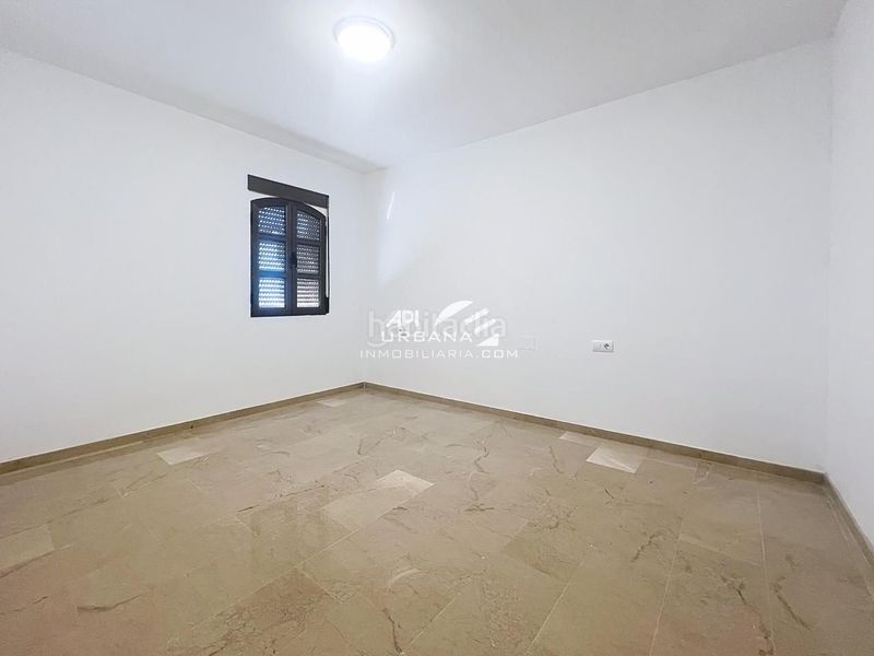 Foto 8080d4f6-8ba9-4044-8bb5-6d04ac45e26b. Casa a El Carmen - La Barrera Lucena