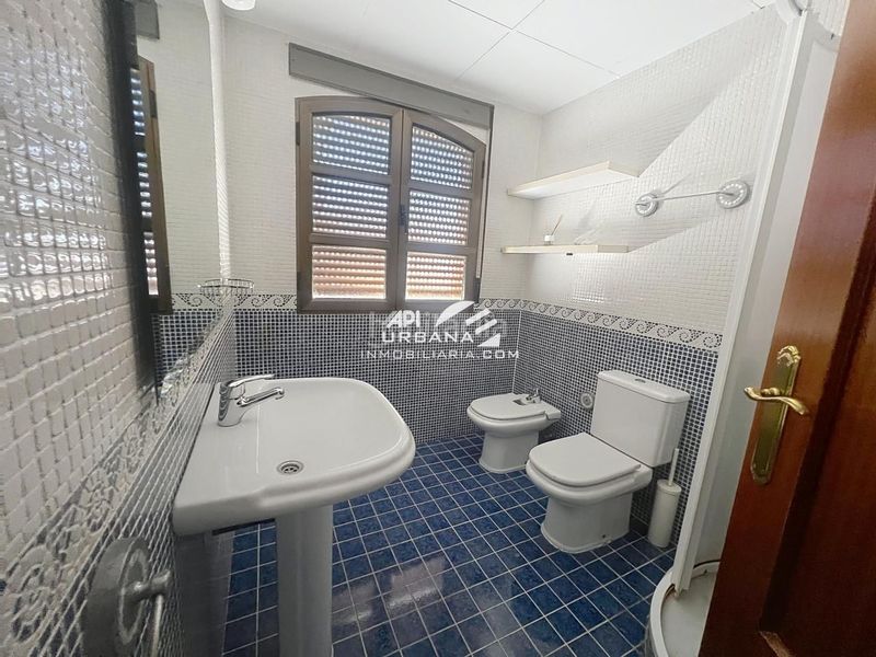 Foto 810aa43c-523b-49be-8fc2-2f88e14e1a5b. Casa a El Carmen - La Barrera Lucena