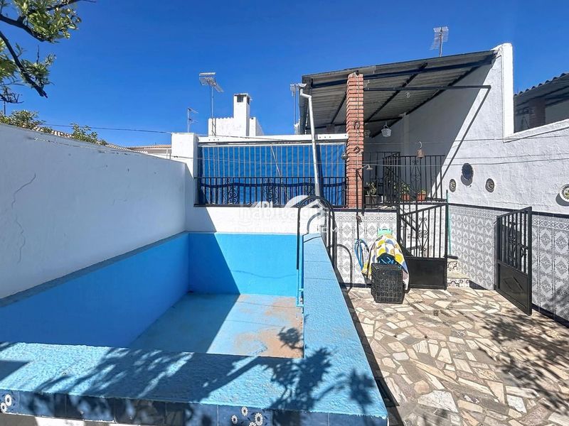 Foto 0cde0b4b-0613-4de9-9136-64690ee1aa0b. Casa amb piscina a La Calzada Lucena