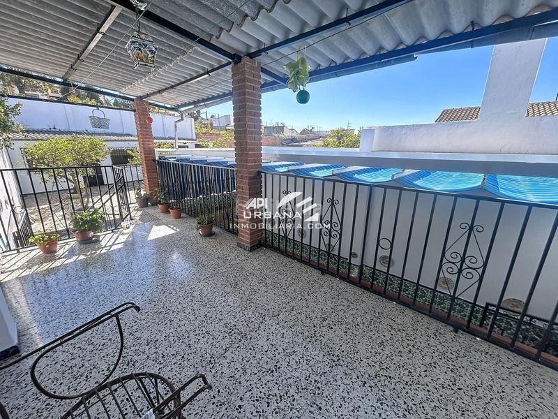 Foto 271ce796-6fa4-489d-8a20-8ee8004ccce6. Casa amb piscina a La Calzada Lucena