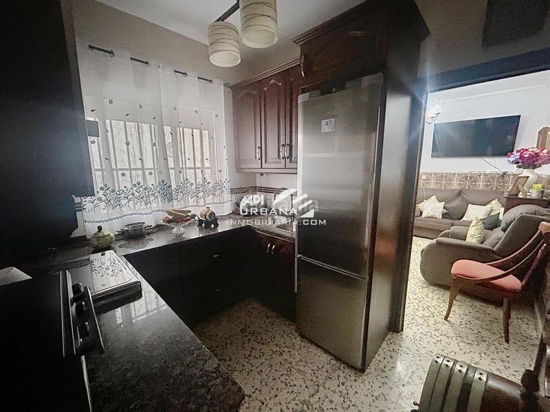 Foto 3a077611-ec8d-40af-847c-935da7036d79. Casa amb piscina a La Calzada Lucena