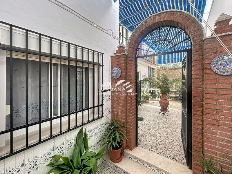 Foto 81079481-317d-4152-8db4-513763514e2e. Casa amb piscina a La Calzada Lucena