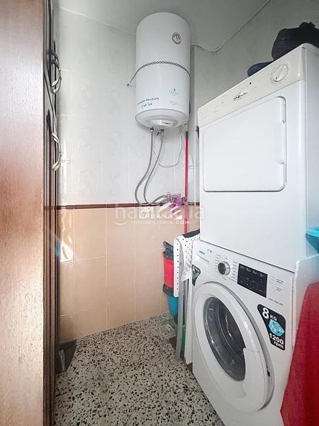 Foto 9f606a3e-38a2-4fd4-99cf-a6376db4c4bf. Casa amb piscina a La Calzada Lucena