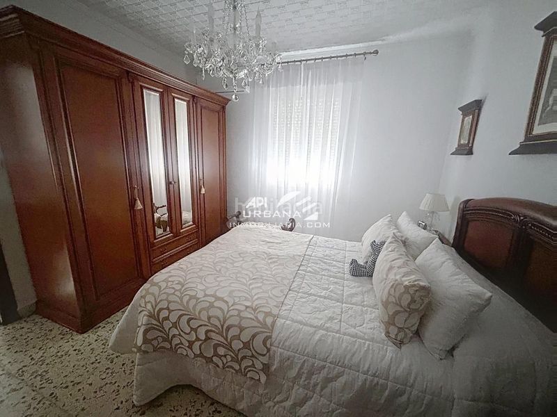 Foto eba0acf6-860e-4c4e-a9f0-e65d898dcefe. Casa amb piscina a La Calzada Lucena