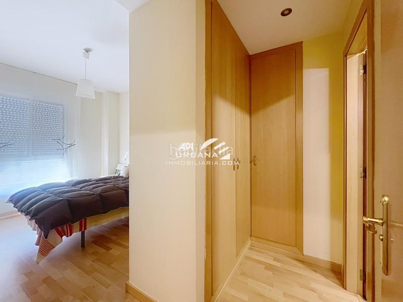 Foto 0d94670f-1334-4c70-886e-5eba5d943085. Pis amb aparcament a El Valle Lucena