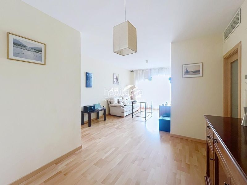 Foto 1de9aa6b-5380-4060-bee7-a5e2aff634d0. Pis amb aparcament a El Valle Lucena