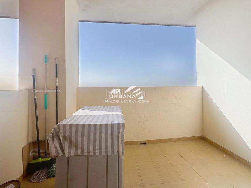 Foto 8c3262e5-75a3-4d02-8f7e-82f1152597e7. Pis amb aparcament a El Valle Lucena