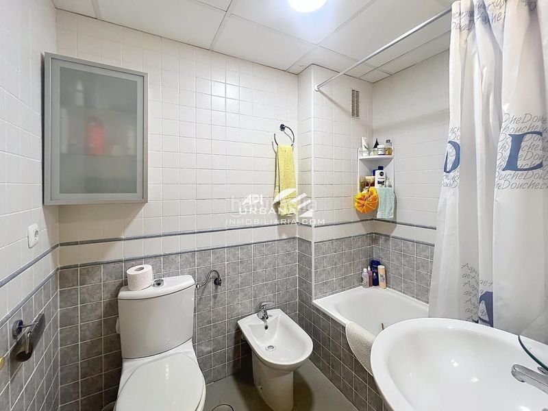 Foto c784cfe3-8015-400c-b48f-a6017f48d4e3. Pis amb aparcament a El Valle Lucena