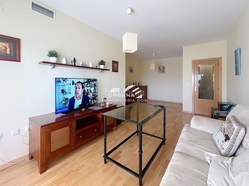 Foto ed708cee-41ce-494b-992a-6679e9ef6240. Pis amb aparcament a El Valle Lucena