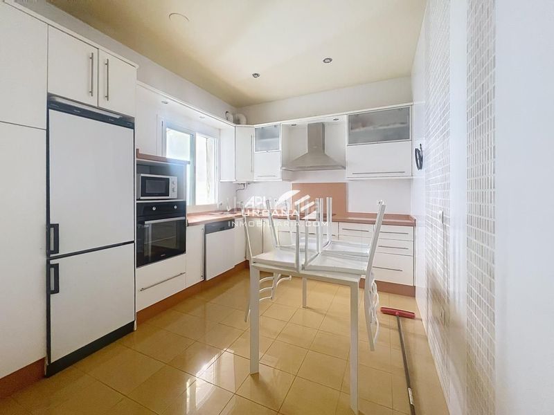 Foto 0dfed9be-b7e3-4e10-8a45-7944f39ae221. Piso en Centro Lucena