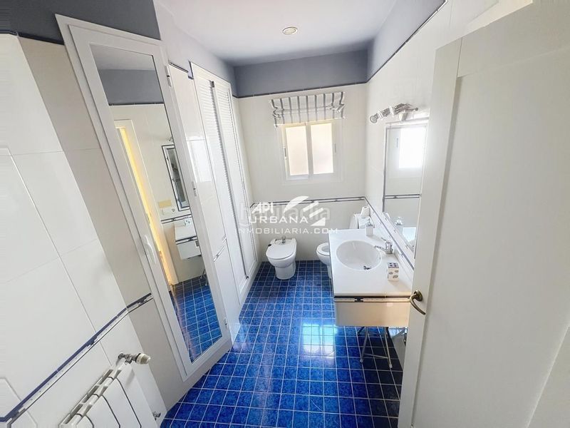 Foto b8ce9359-a22c-419a-9889-0fd3ee359f62. Piso en Centro Lucena