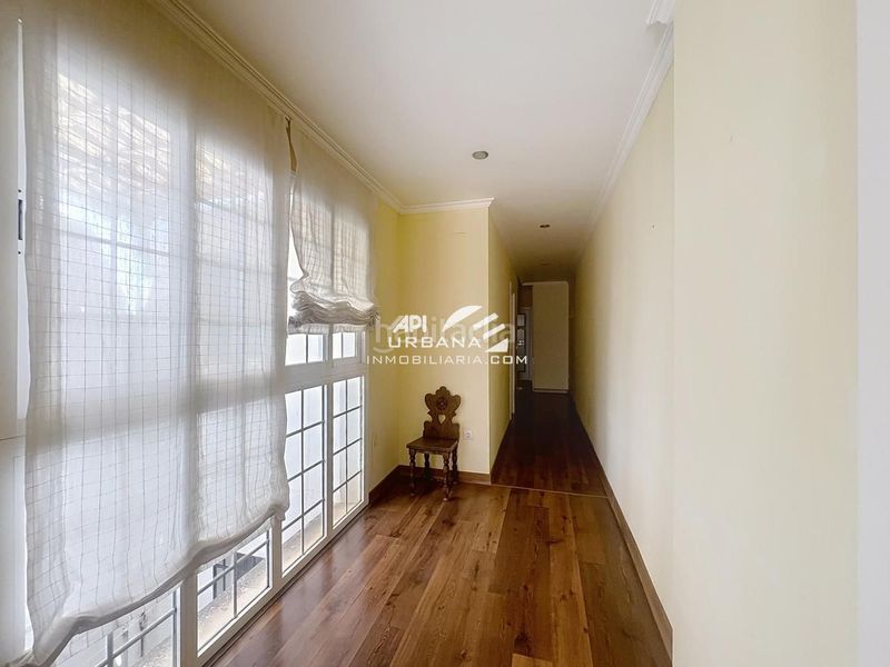 Foto 253ff735-3263-4d3a-b539-ce90a88937a5. Edificio en Centro Lucena