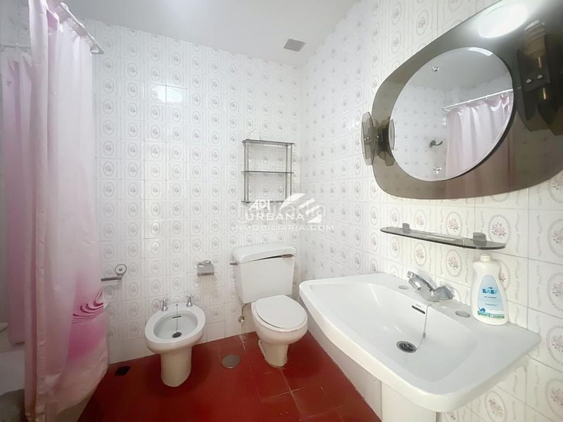 Foto 2d1d7a17-033f-48d9-ab1c-b2b3884c8cf8. Edifici a Centro Lucena