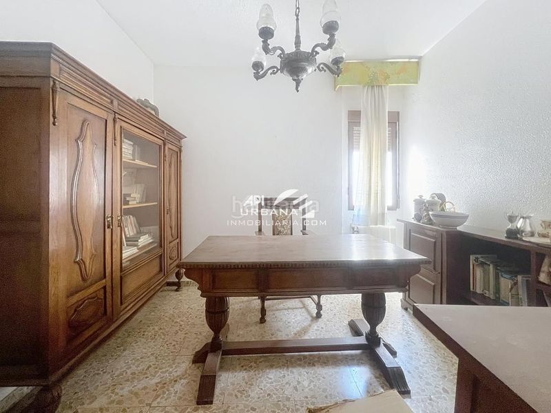 Foto 5b79108a-17f0-4f74-988d-be310920bcb9. Edifici a Centro Lucena