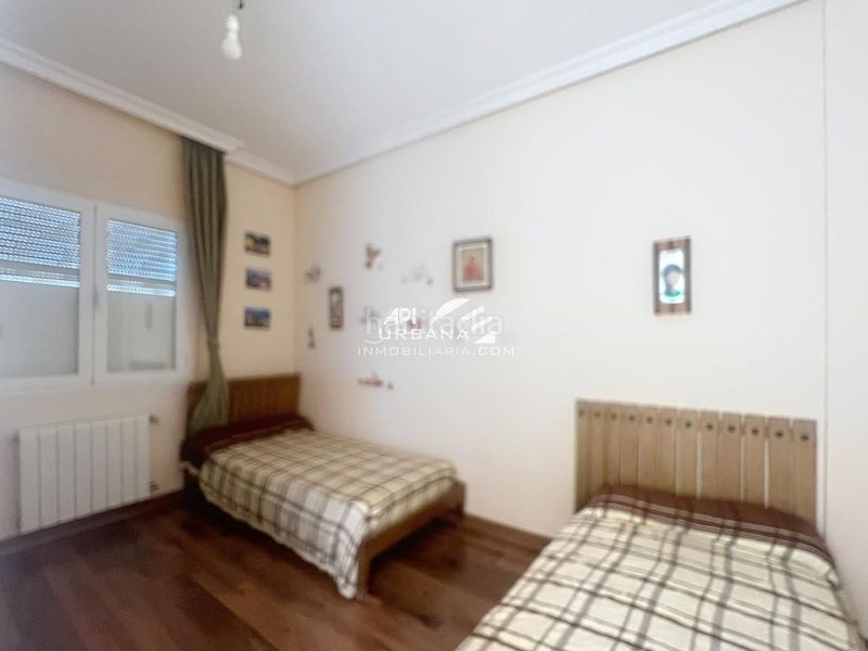 Foto 60b0cbca-fd63-481e-b309-0645f4239350. Edifici a Centro Lucena