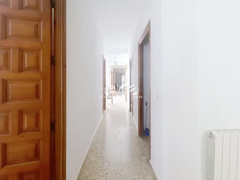 Foto 9c854b5c-8599-466f-a9d1-d189fee9b625. Edifici a Centro Lucena