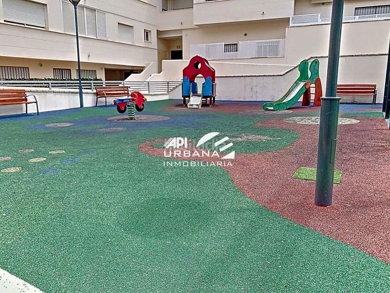 Foto f8f1bb67-2fc2-4c94-ae24-e0a4682a26b3. Pis amb aparcament a El Valle Lucena